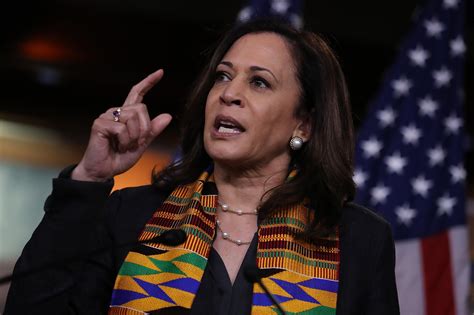 kamala harris black women.